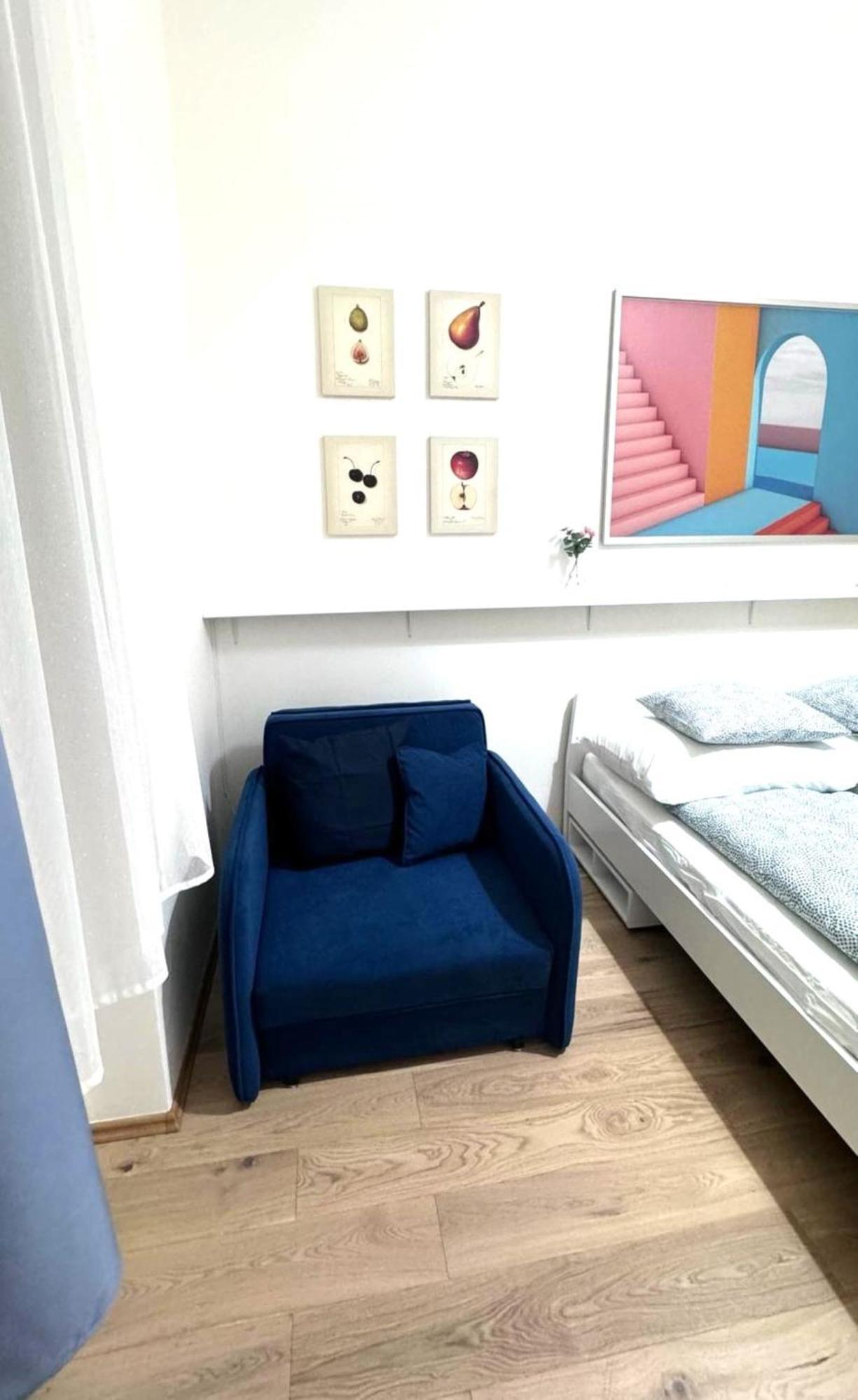 Side Street Apartments プラハ エクステリア 写真